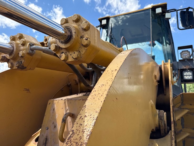 caterpillar-980g-image-20