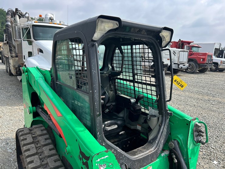 2017-bobcat-t550-image-37