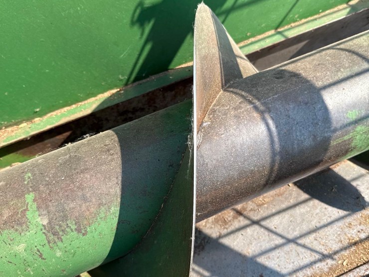 john-deere-444-image-16