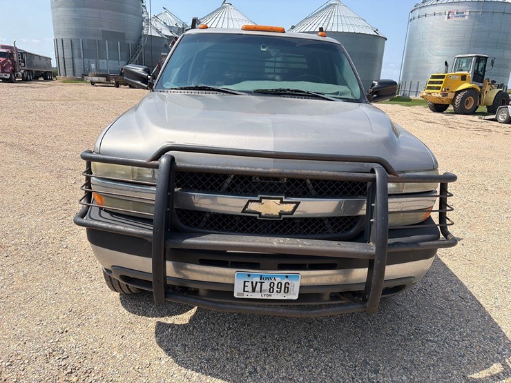 2001-chevrolet-k3500-image-12