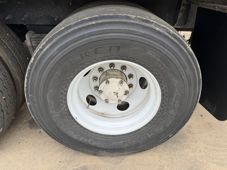 2016-mack-mru613-image-74