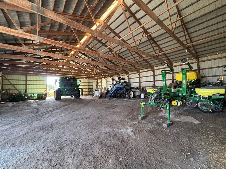 #60000-•-29.92-acre-farm-with-home,-barns-&-outbuildings-image-90