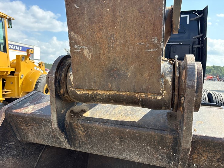 deere-250g-lc-image-48