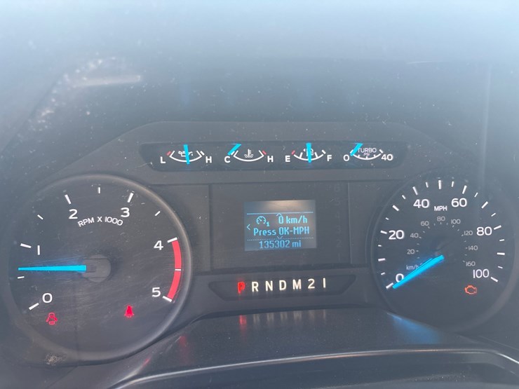 2017-ford-f350-image-37