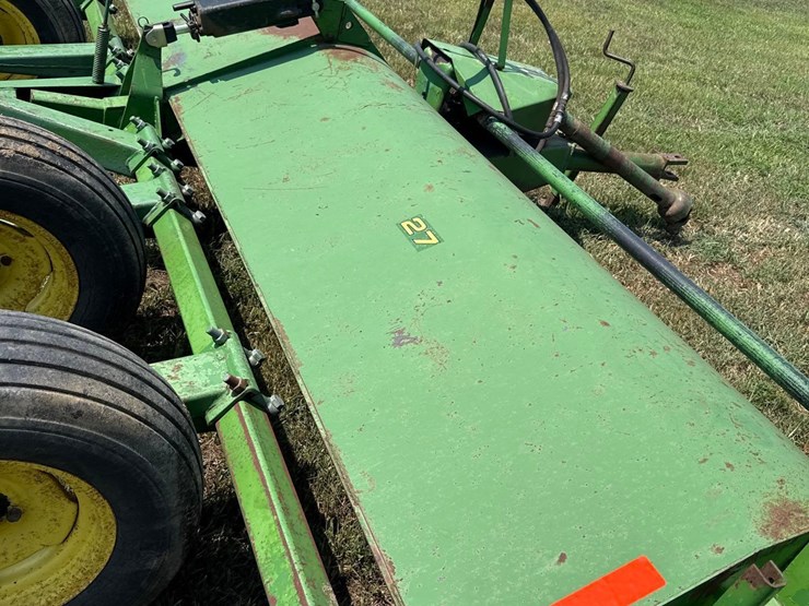 john-deere-27-image-6