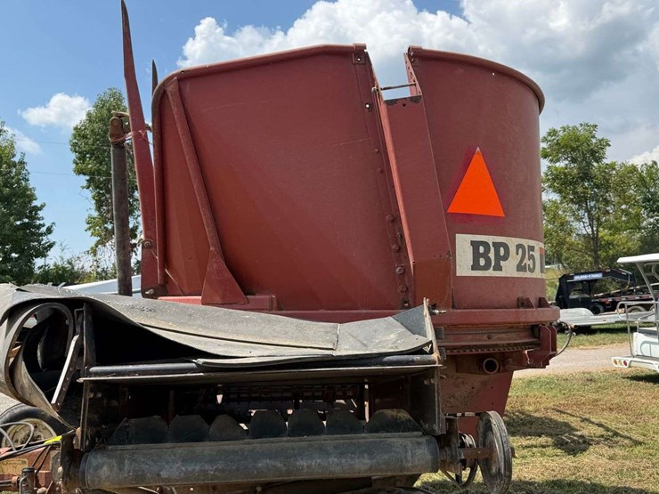 hesston-bp25-image-8