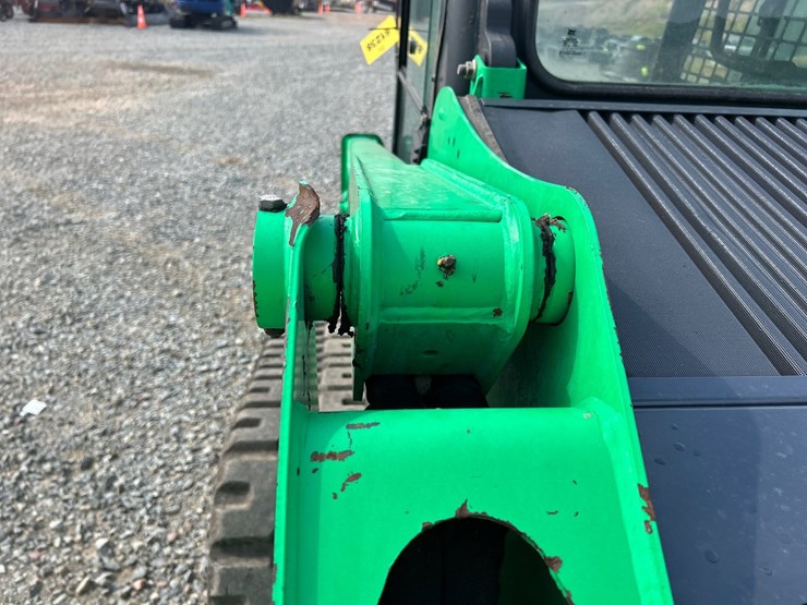 2017-bobcat-t550-image-22