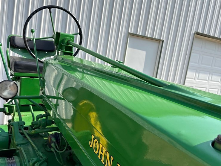 john-deere-70-image-40