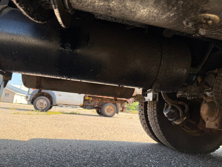 #2470-•-2002-tor-truck-dr-4280-crane-truck-image-44