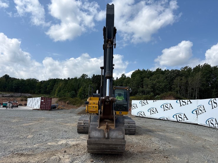 deere-250g-lc-image-8