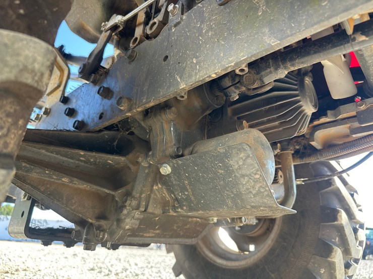 2021-massey-ferguson-1805-image-65