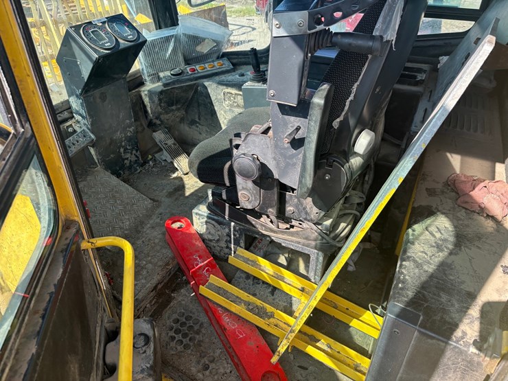 2015-bomag-bc572-1172-image-33