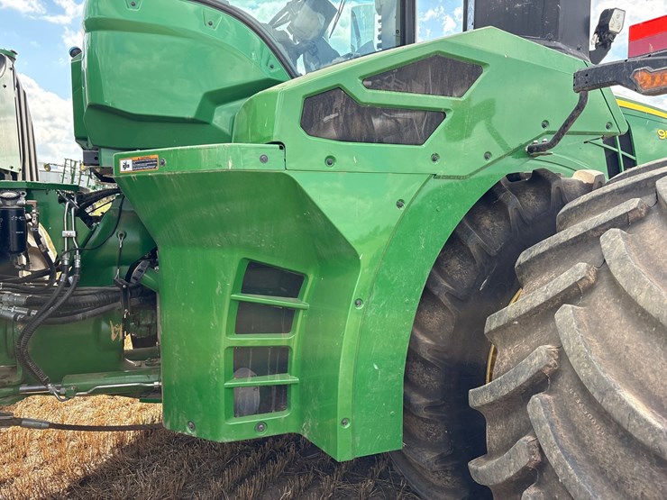 2022-john-deere-640-image-12