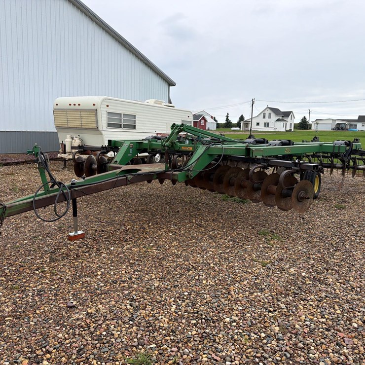 JOHN DEERE 510