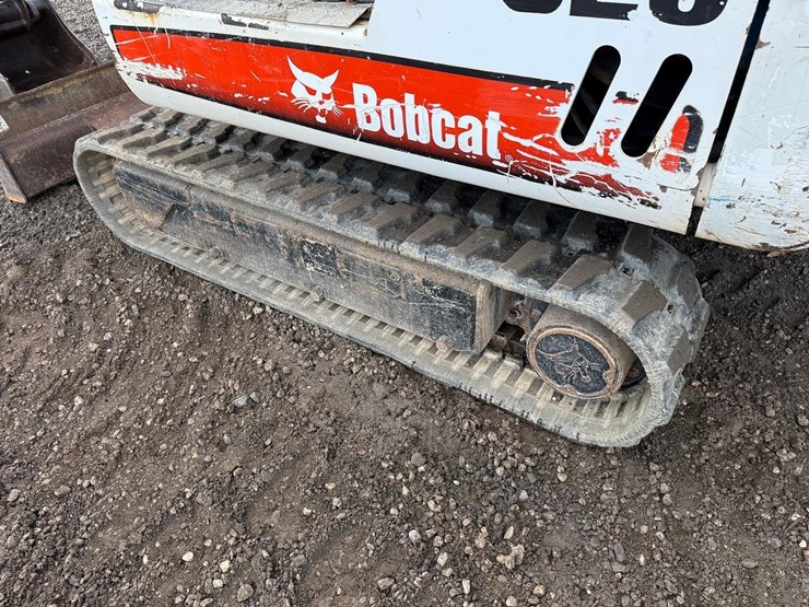 2004-bobcat-325g-image-14