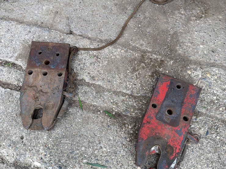 new-holland-890-image-4