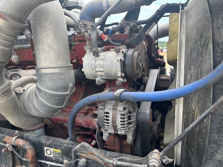2012-kenworth-w900-image-48