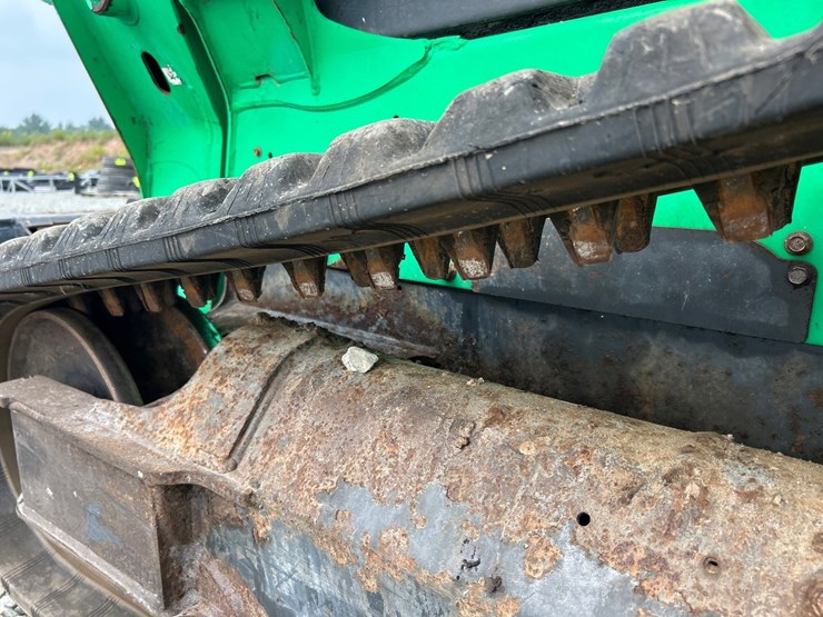 2017-bobcat-t550-image-53