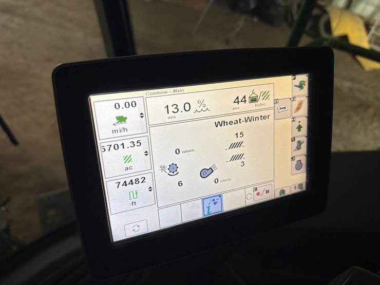 john-deere-s670-image-64