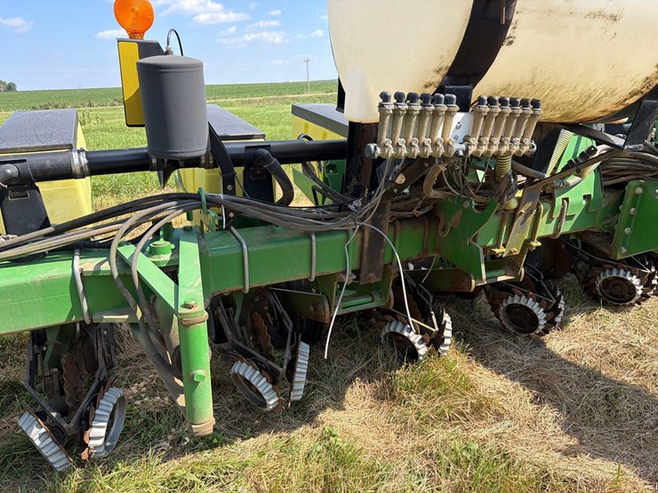 john-deere-1760-image-12
