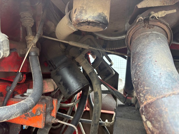 1983-massey-ferguson-4900-image-38