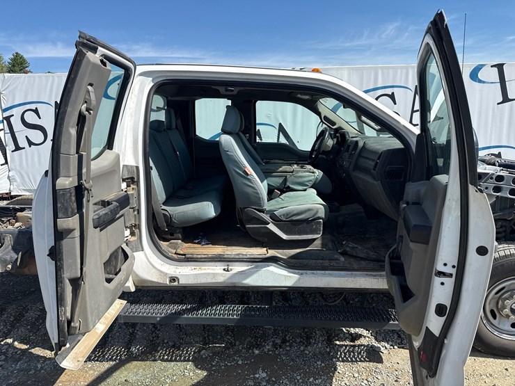 2017-ford-f250-image-43