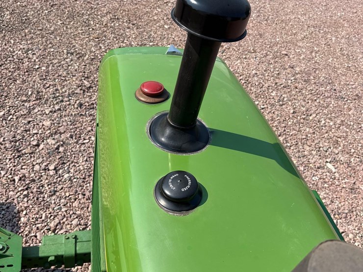 1974-john-deere-4030-image-47