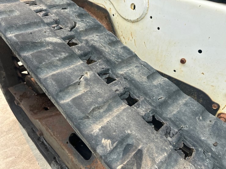 2018-bobcat-t630-image-50