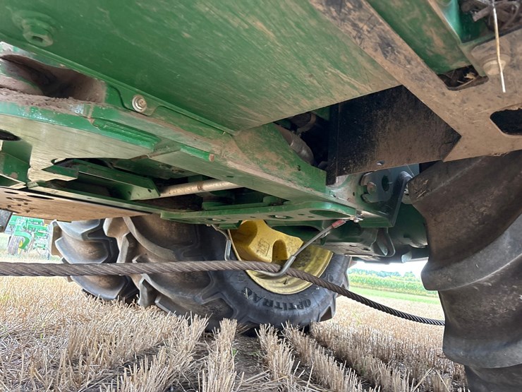 2022-john-deere-640-image-95