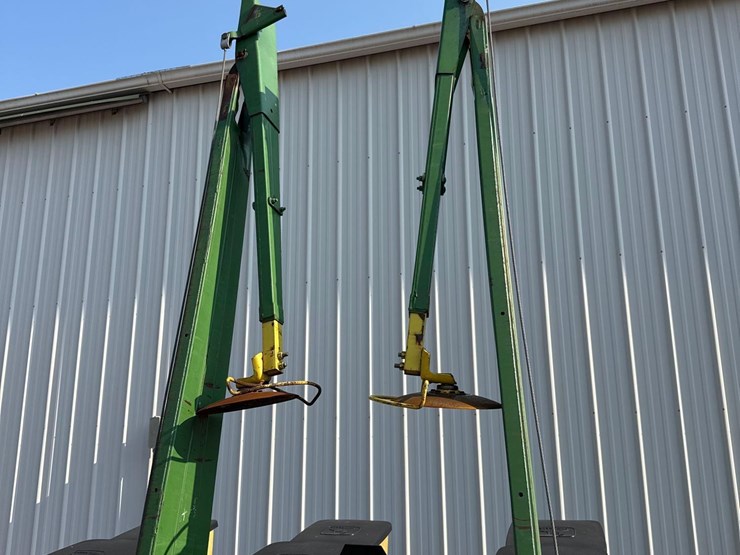 john-deere-7000-image-31