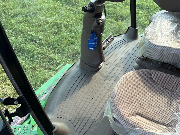 2013-john-deere-s660-image-66