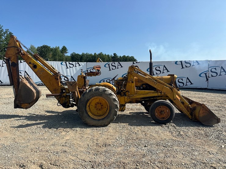 #61410-•-case-w-3-loader-backhoe-image-6