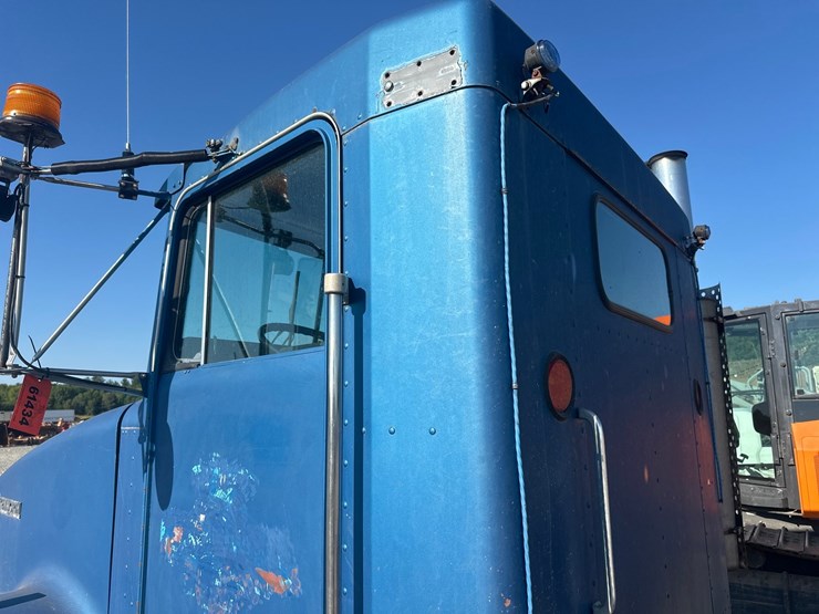 1988-kenworth-t800-image-12