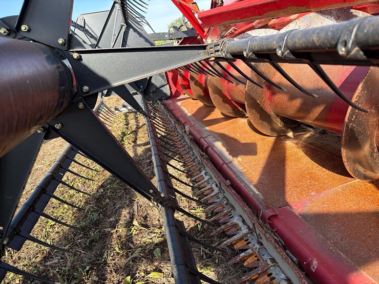 2005-case-ih-1020-image-37