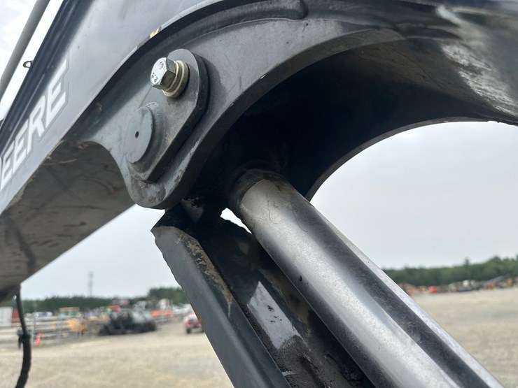 2019-deere-50g-image-24