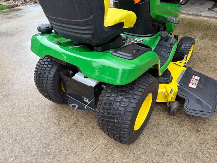 2021-john-deere-x390-image-7