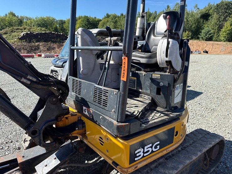 deere-35g-image-70