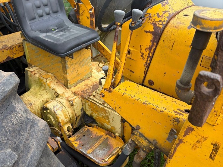 john-deere-440-image-23