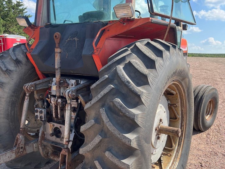 massey-ferguson-2705-image-18