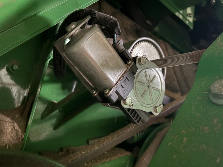john-deere-s670-image-61