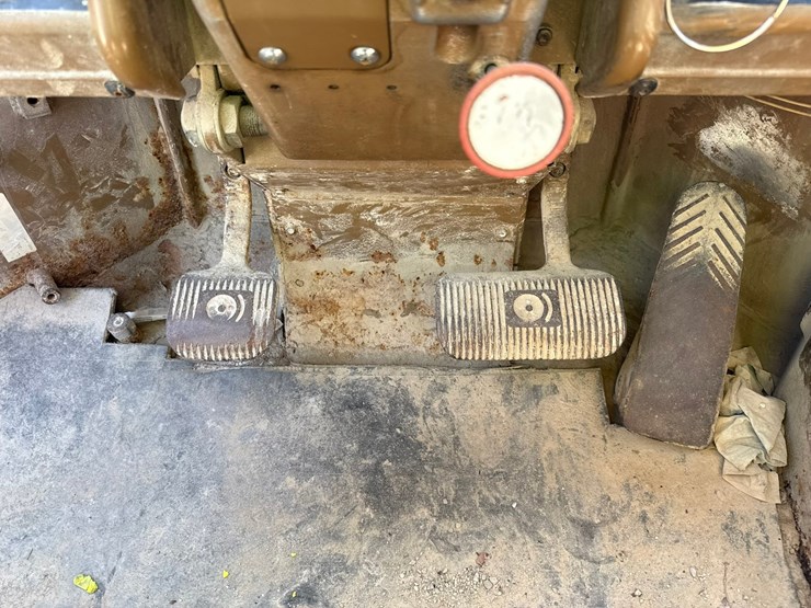 caterpillar-988-image-126