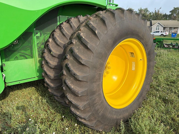 2013-john-deere-s660-image-18