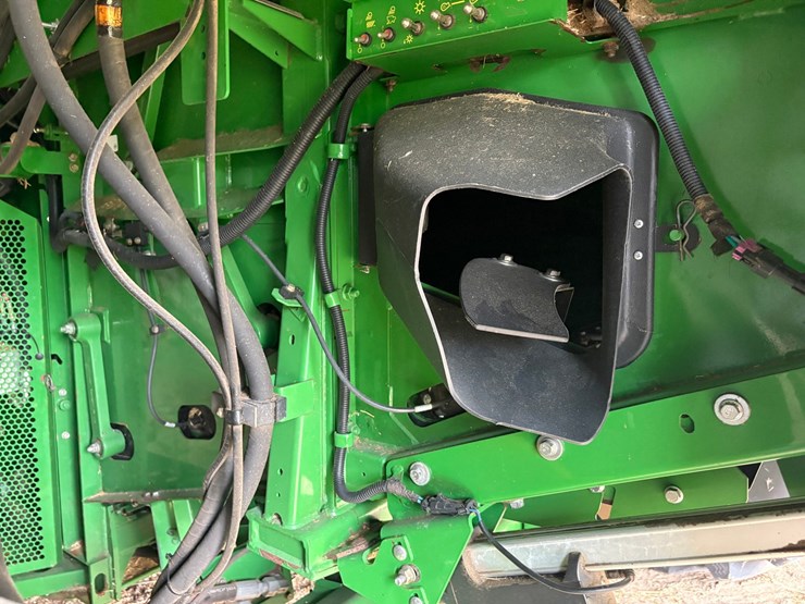 john-deere-s670-image-27