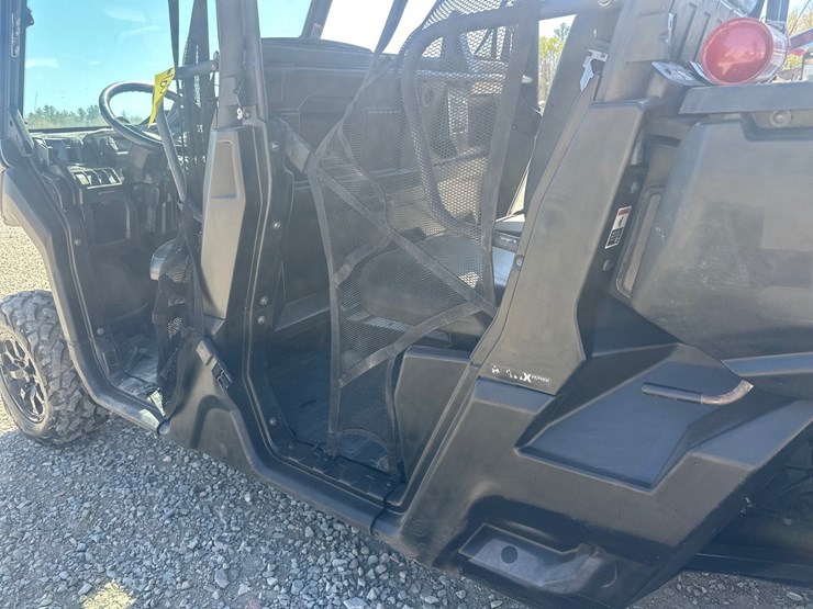 #5302-•-2022-canam-defender-4x4-utv-image-16