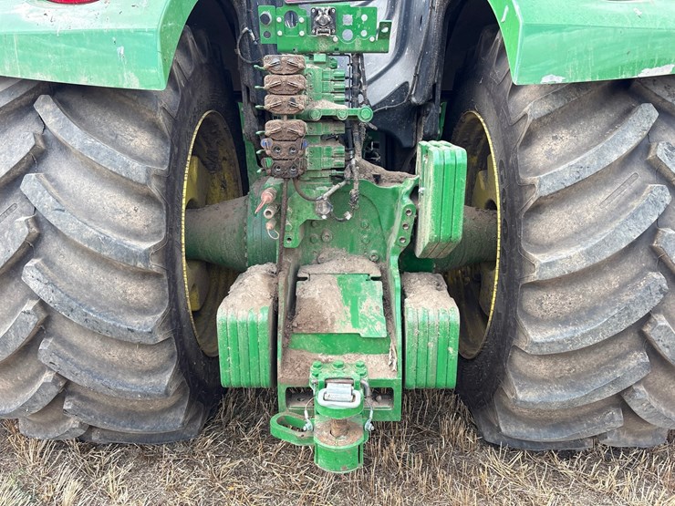 2022-john-deere-640-image-40