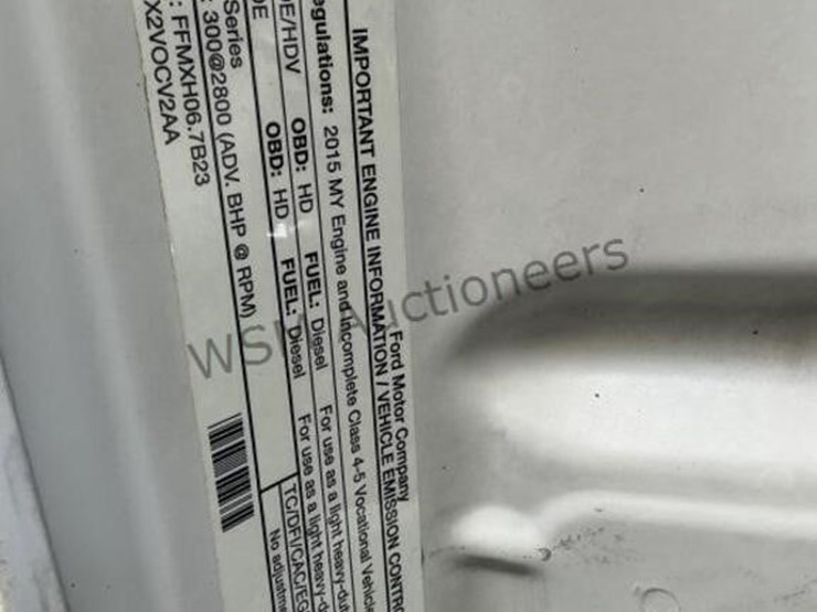 2015-ford-f550-image-16