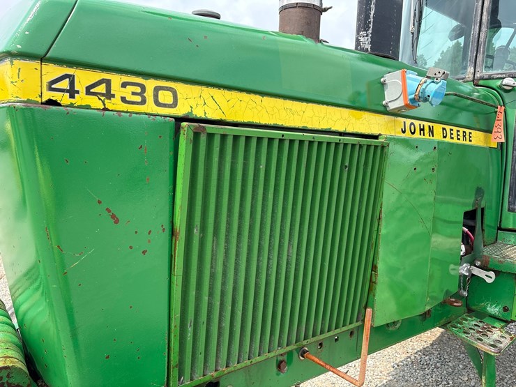 john-deere-4430-image-9
