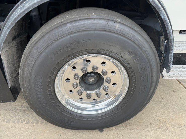 2016-mack-mru613-image-76