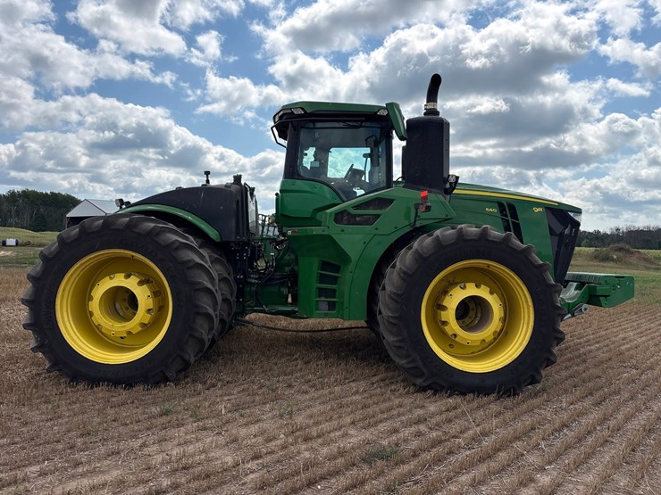 2022-john-deere-640-image-6