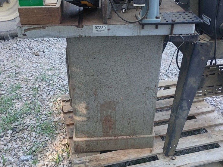 moulding-machine-image-4